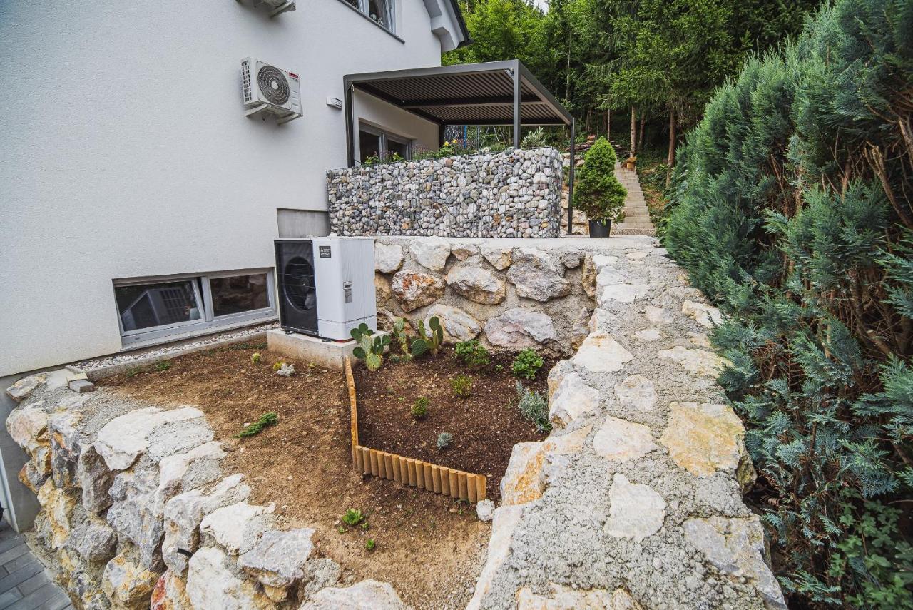 פרדבור Apartments Rozalija מראה חיצוני תמונה