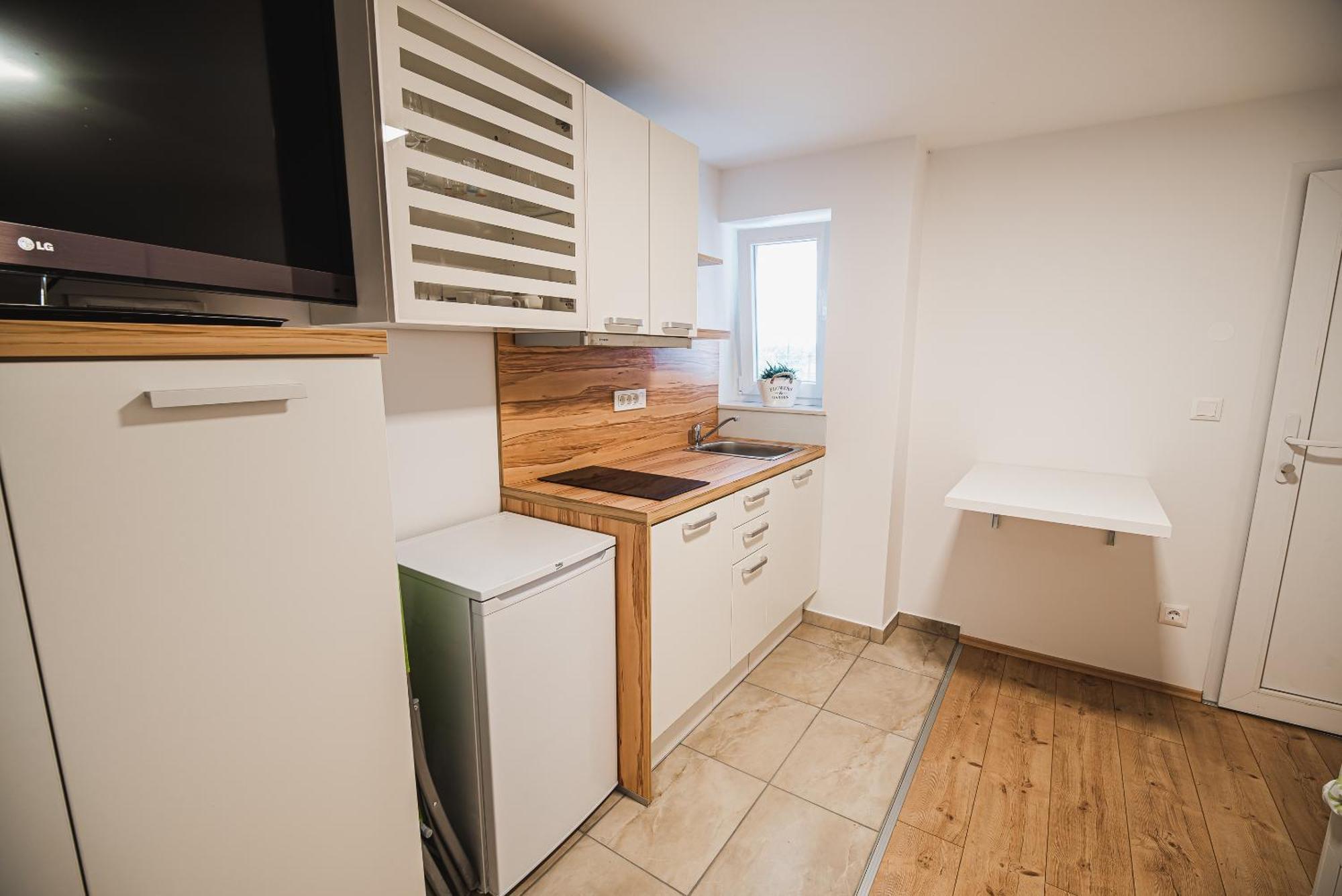 פרדבור Apartments Rozalija חדר תמונה