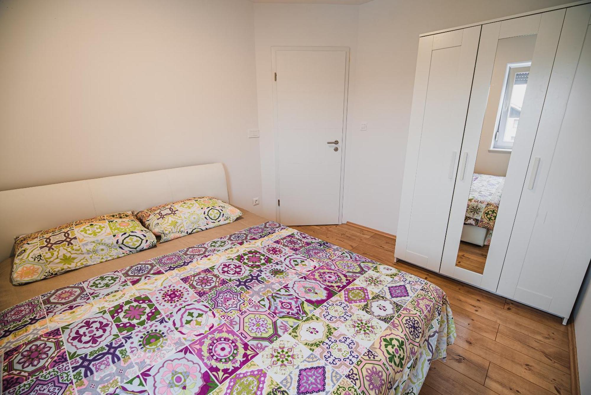 פרדבור Apartments Rozalija חדר תמונה