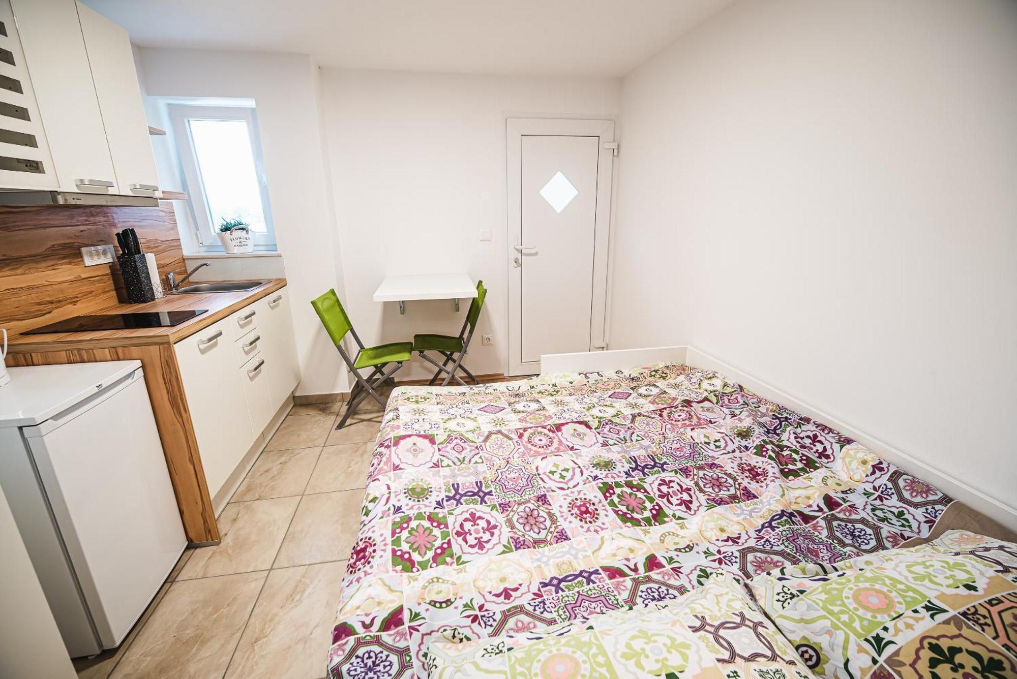 פרדבור Apartments Rozalija חדר תמונה